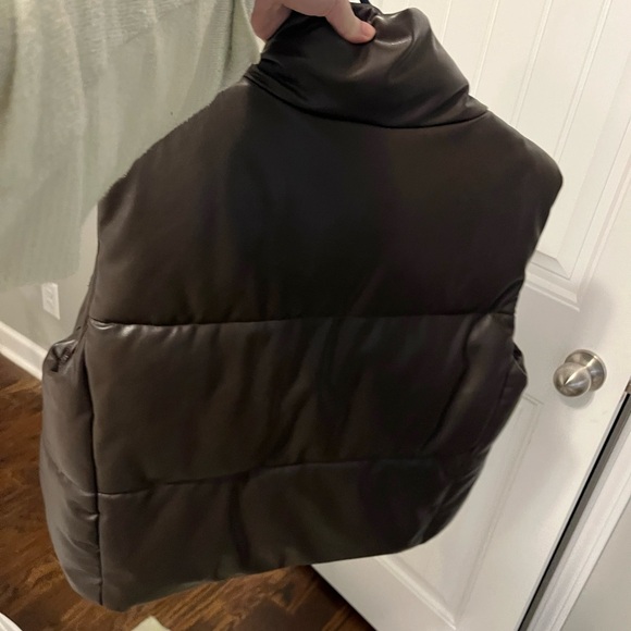Zara leather brown vest - Picture 2 of 4